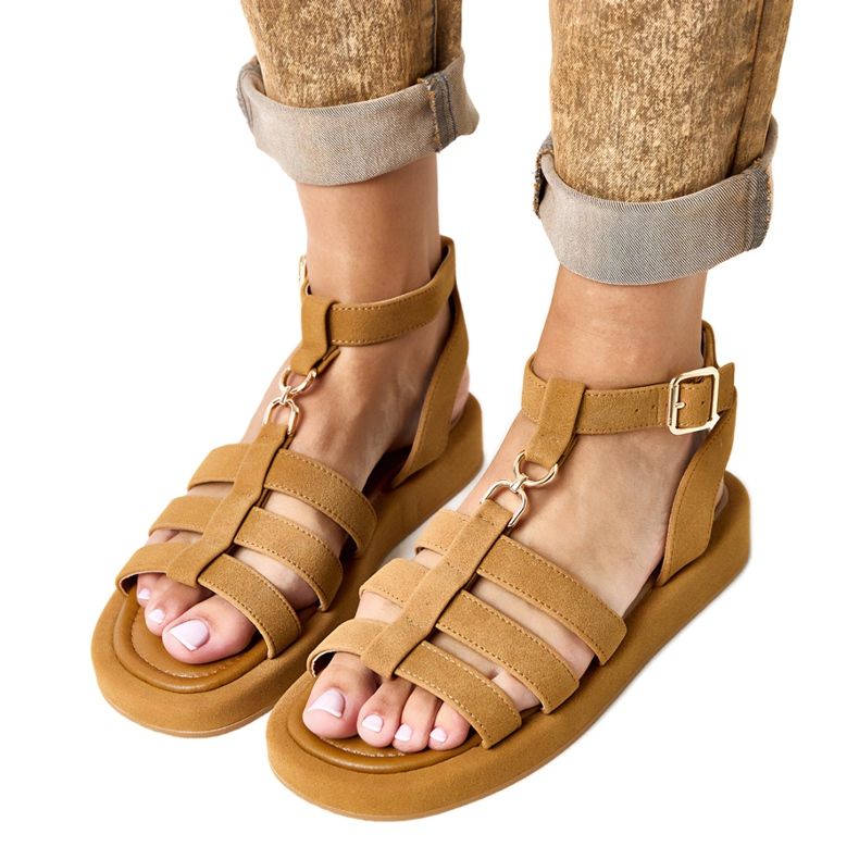 Sandales brunes romaines