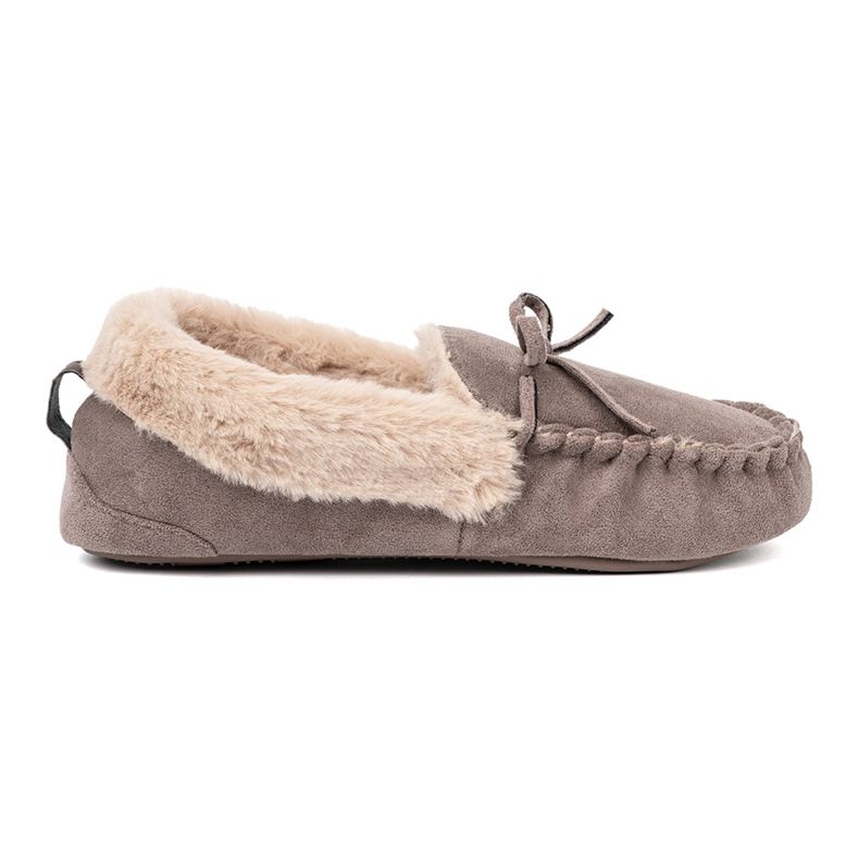 Shelvt Des pantoufles beige sombres avec un arc et un intérieur de type mocassin moelleux
