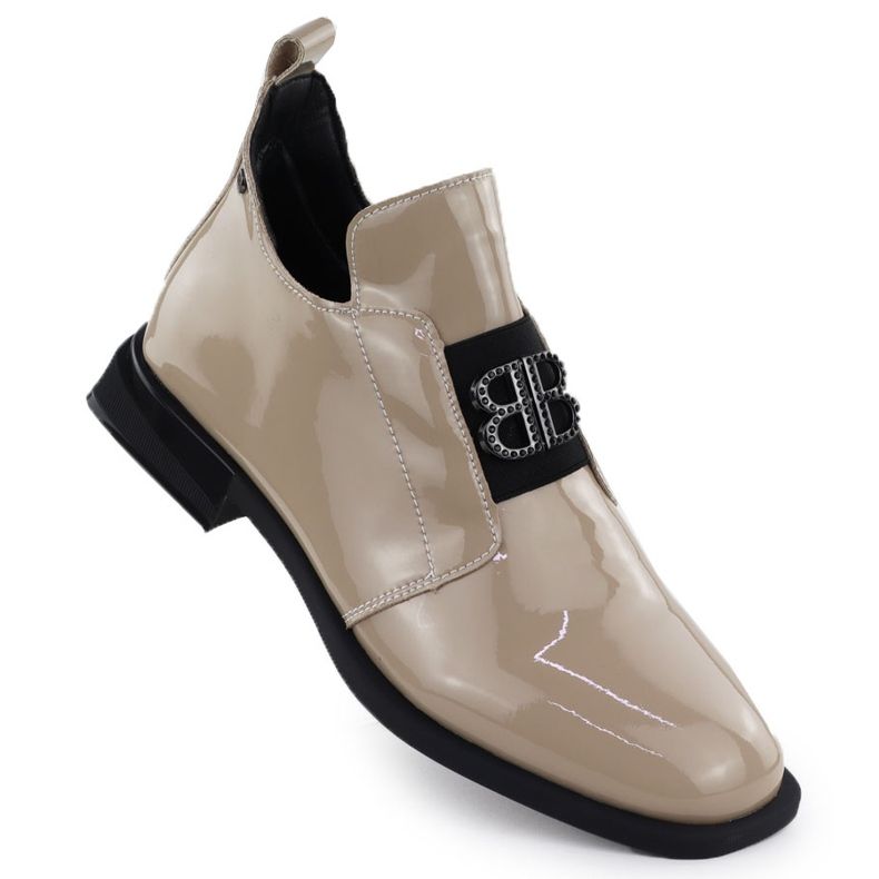 Des bottes en cuir féminines verni avec décoration beige filippo dbt4763