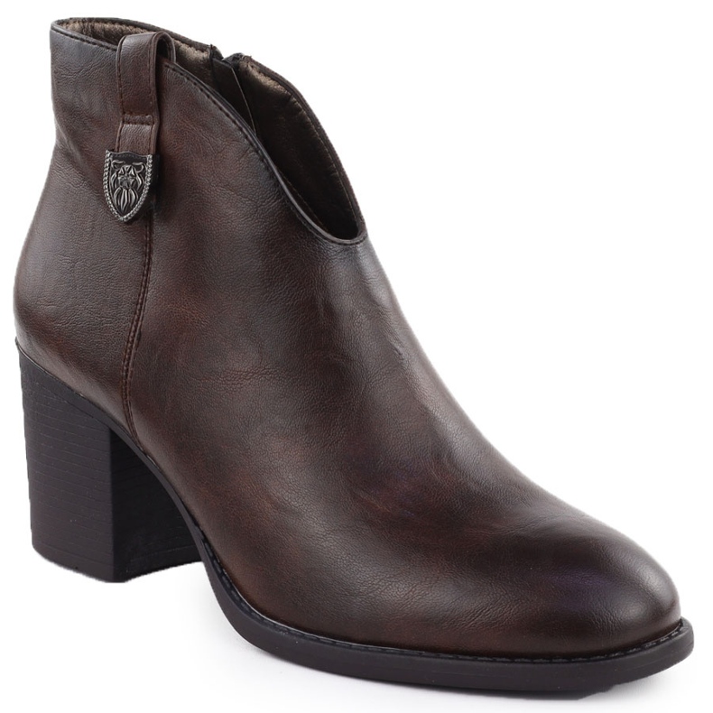 Bottes pour femmes sur le post Brown Jezzi ASA250-11 rouge
