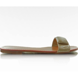 Chaussons avec ceinture 8293-60 kaki Chaussons avec ceinture 8293-60 kaki