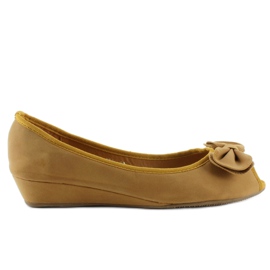 Ballerine sur petit talon compensé 8550 camel brun
