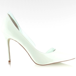 Pompes asymétriques sur le blanc A890