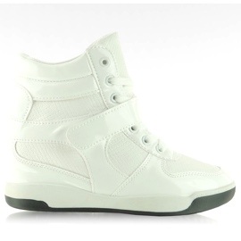 Sneakers déplace tes pieds BKA-84 blanc