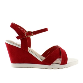 Sandales en daim sur le coin Lei-92 Rouge