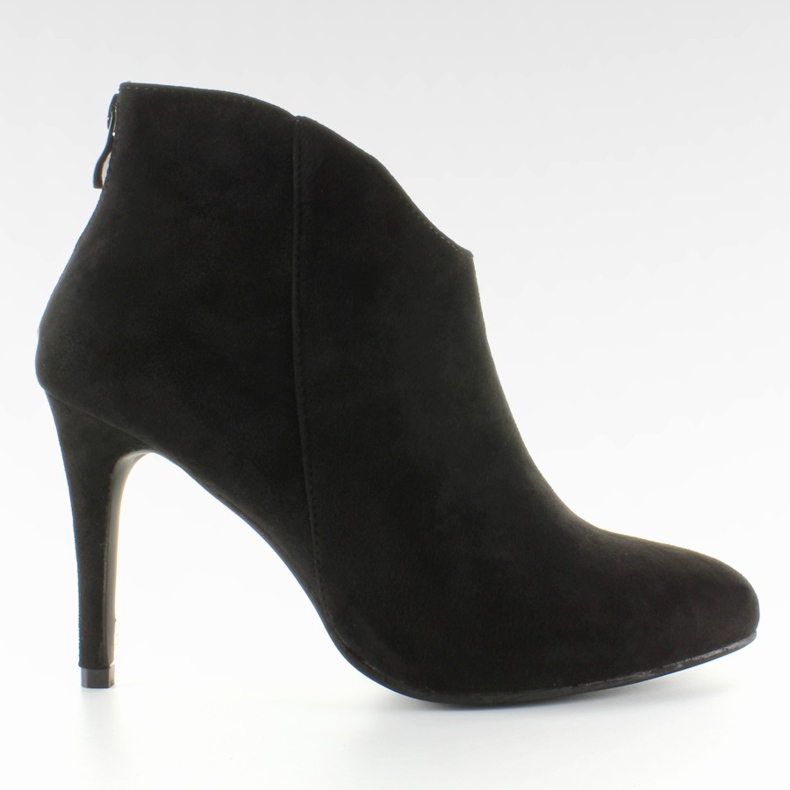 Bottes avec une découpe sur le devant M239 Black le noir