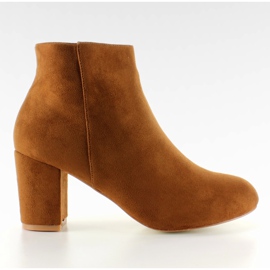 Bottes à talons hauts lisses de Camel brun