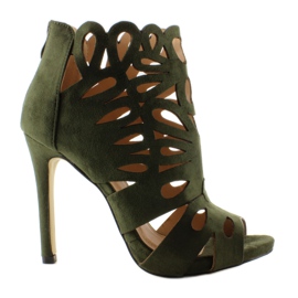 Bottines ajourées sensuelles sur un talon haut M251 Vert
