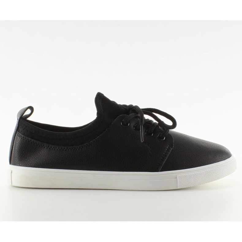 Baskets douces 8-25 noires le noir