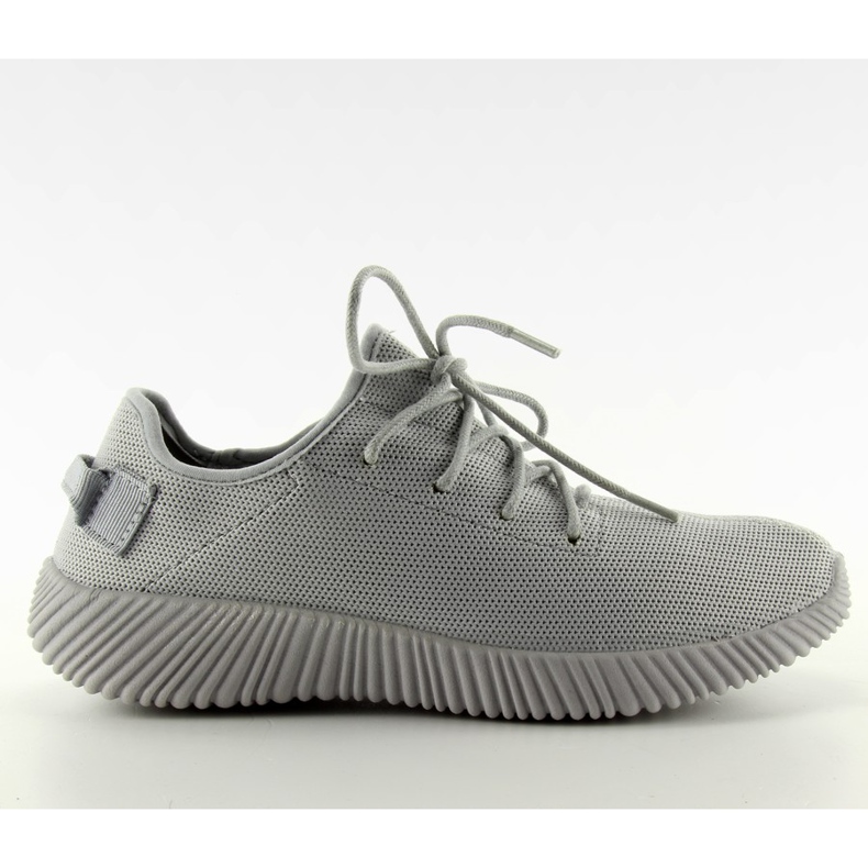 Chaussures de sport gris incroyablement confortables 8187