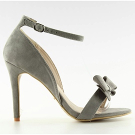 Sandales sur une broche avec un noeud 6101 gris