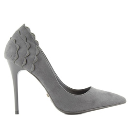 Escarpins en daim à volant LE031 Gris