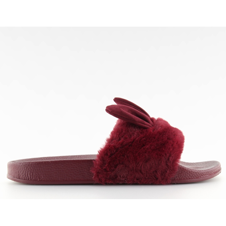 Chaussons avec fourrure et oreilles bordeaux rouge Chaussons avec fourrure et oreilles bordeaux rouge