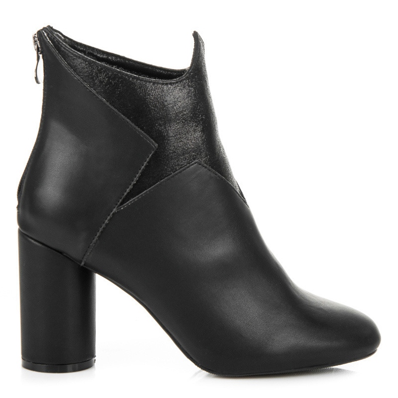 Vices Bottes sur un poteau le noir