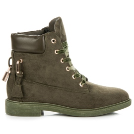 Ideal Shoes Travailleurs en daim attachés avec un ruban vert Ideal Shoes Travailleurs en daim attachés avec un ruban vert