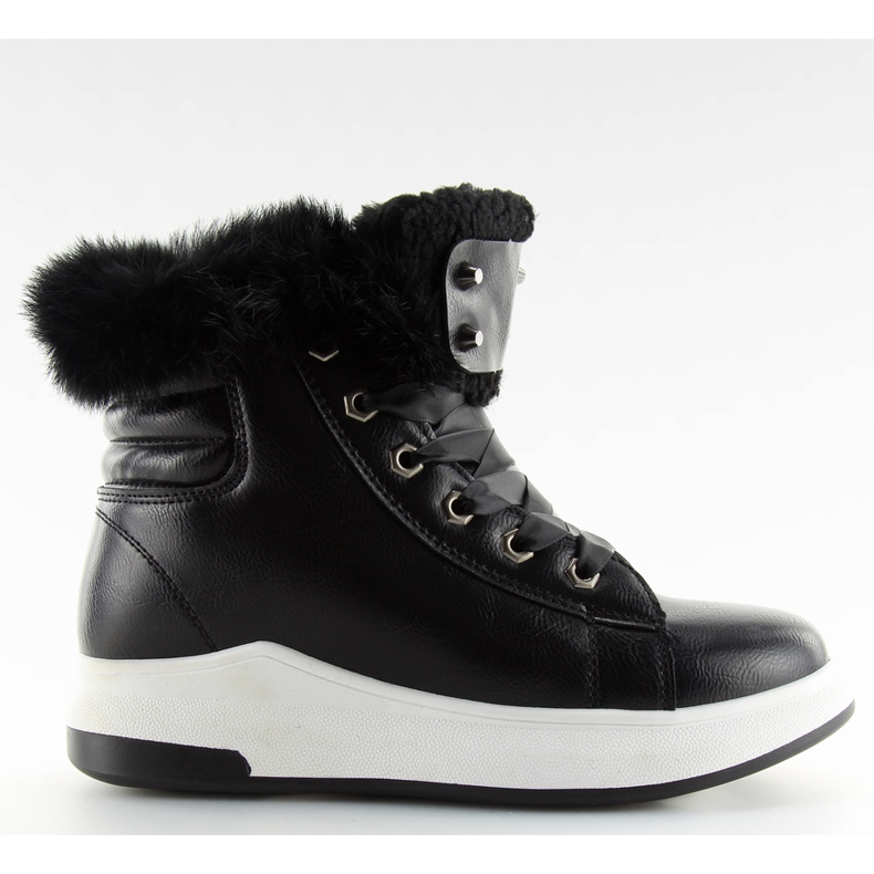 Chaussures de sport isolées noir KB-039 Noir le noir