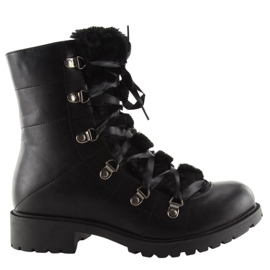 K90 Bottes noires avec fourrure