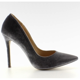 Superbes talons en velours gris
