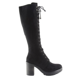 Bottines à lacets noires à talons le noir