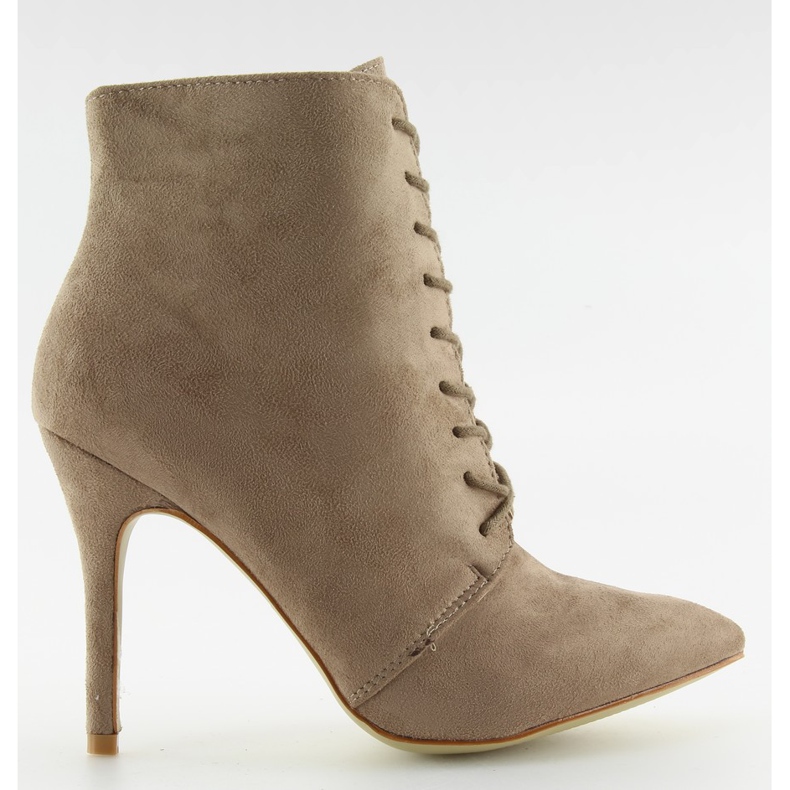 Bottines sur beige LB-229