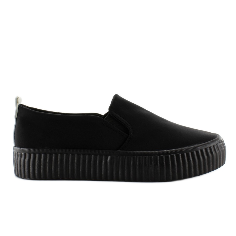 Slip-on sur la semelle côtelée haute le noir