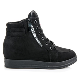 Baskets en daim le noir