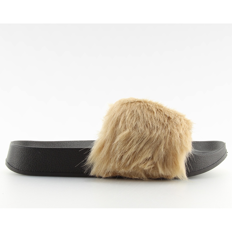 Chaussons fourrure beige S36 beige Chaussons fourrure beige S36 beige