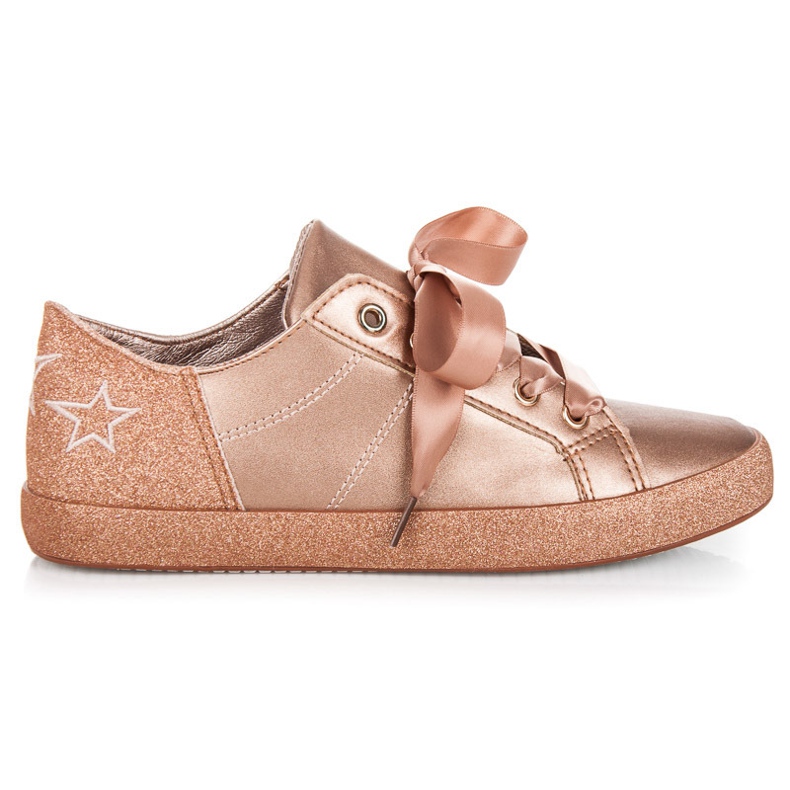 L&H Baskets attachées avec un ruban rose