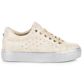 Baskets beiges Baskets beiges