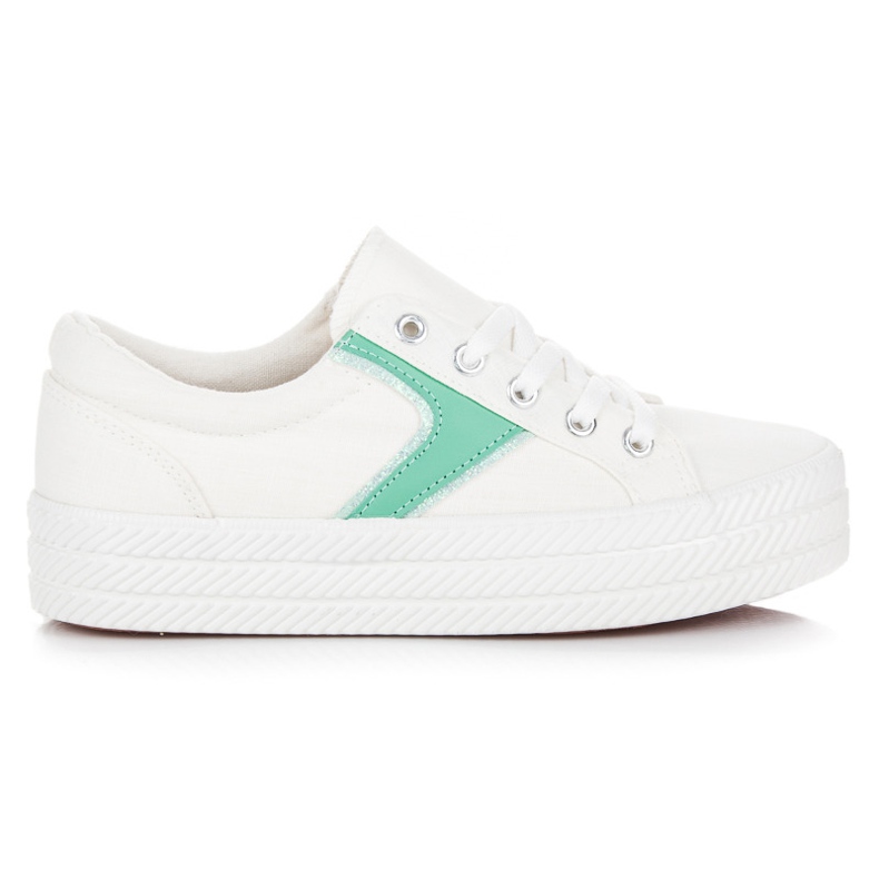 Kylie Baskets sur la plate-forme blanche