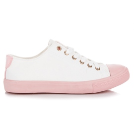 Baskets blanches et roses