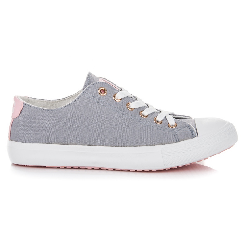 Baskets grises