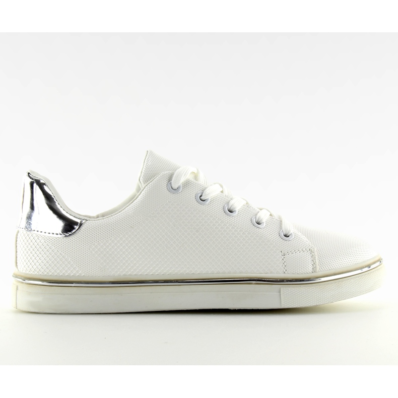 Sneakers blanches pour femmes B110-20 blanches