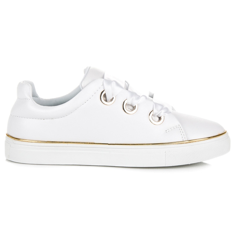 Baskets American Club avec ruban blanche Baskets American Club avec ruban blanche