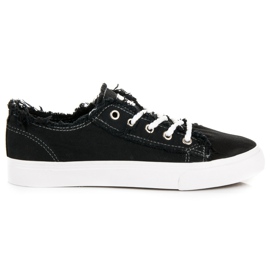 Baskets noires le noir