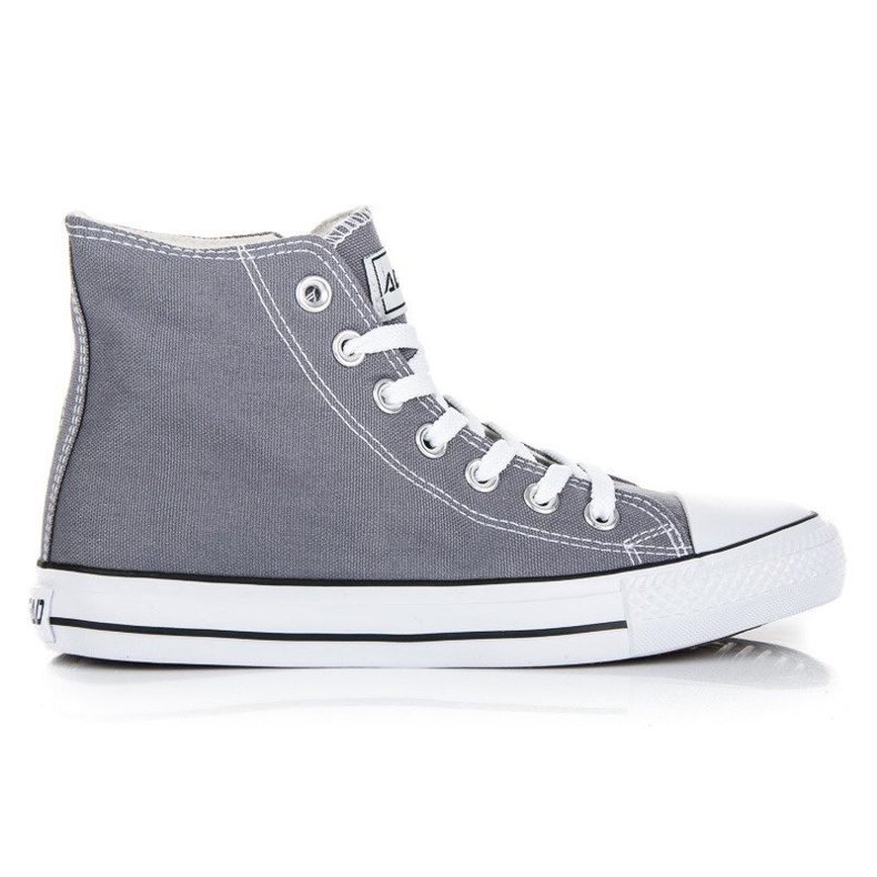 Baskets à lacets au dessus de la cheville gris