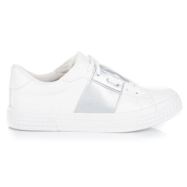 Baskets mode blanches