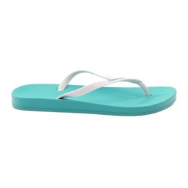 Tongs Ipanema 81030 pour un usage récréatif blanche