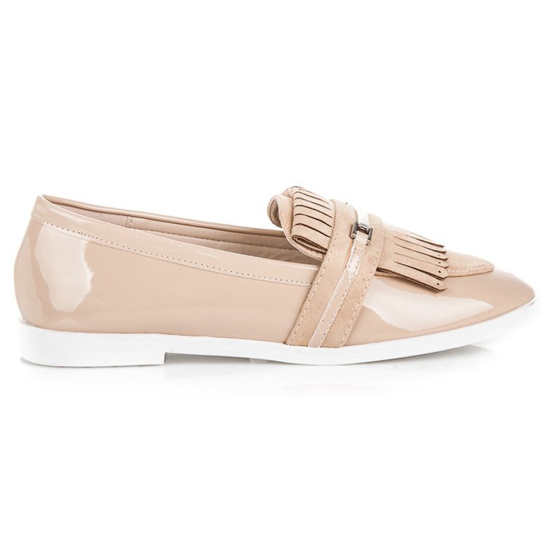 Ideal Shoes Mocassins laqués beiges Ideal Shoes Mocassins laqués beiges