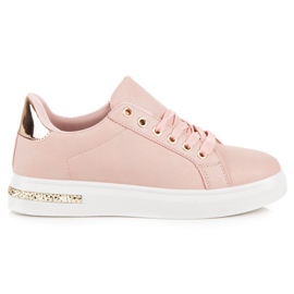 Baskets à la mode sur la plateforme rose