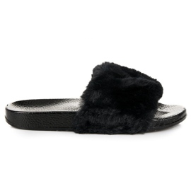 Chaussons Noirs Avec Fourrure