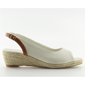 Espadrilles beiges beiges sur petit talon compensé Espadrilles beiges beiges sur petit talon compensé