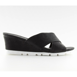 Chaussons noirs sur semelle compensée noire Y-8219 le noir