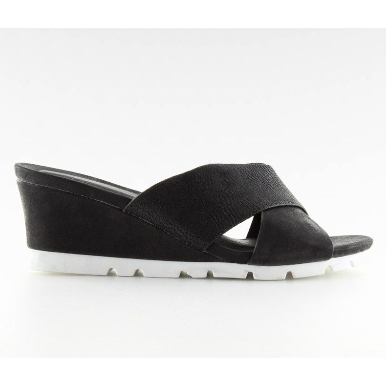 Chaussons noirs sur semelle compensée noire Y-8219 le noir
