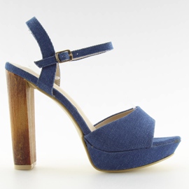 Sandales en jean sur un poteau bleu 9833 Sandales en jean sur un poteau bleu 9833