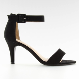 Sandales noires à talons bas BL076