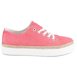 Kylie Lianes attachées sur la plate-forme rose Kylie Lianes attachées sur la plate-forme rose
