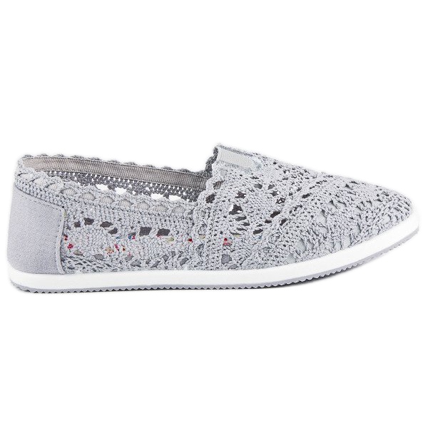 Ballerines en dentelle grise