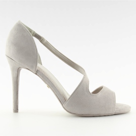 Escarpins exposés asymétriques gris C90 gris