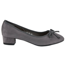 Escarpins à petits talons gris Escarpins à petits talons gris